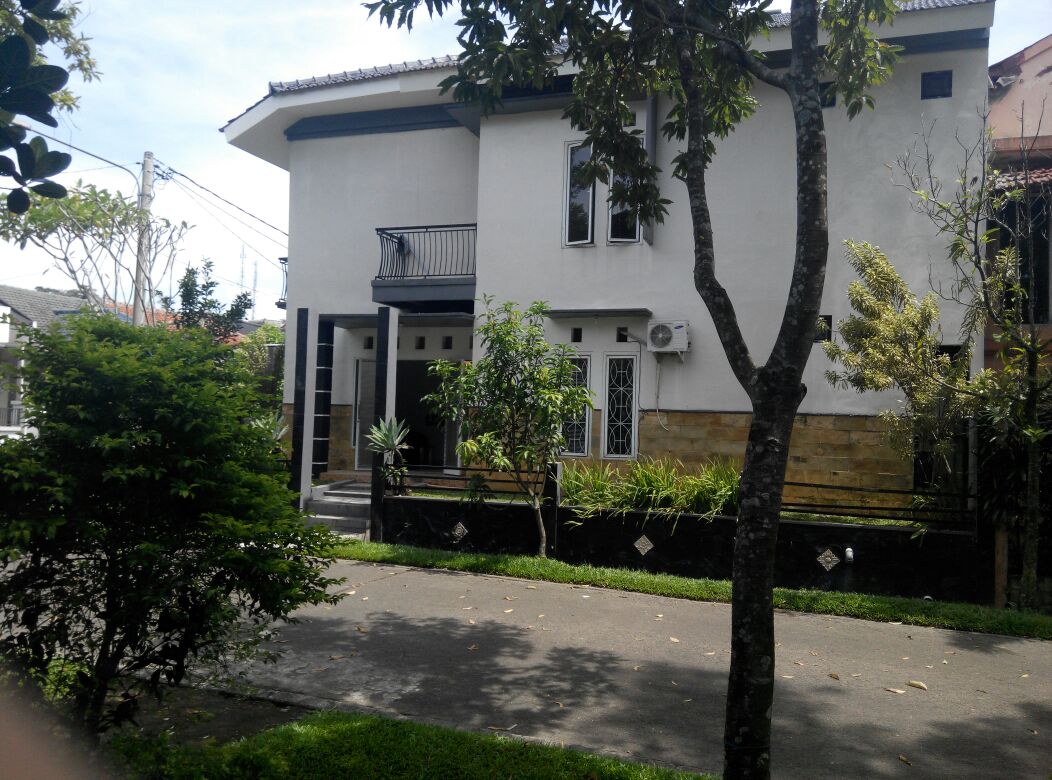 Rumah minimalis sentul city bogor